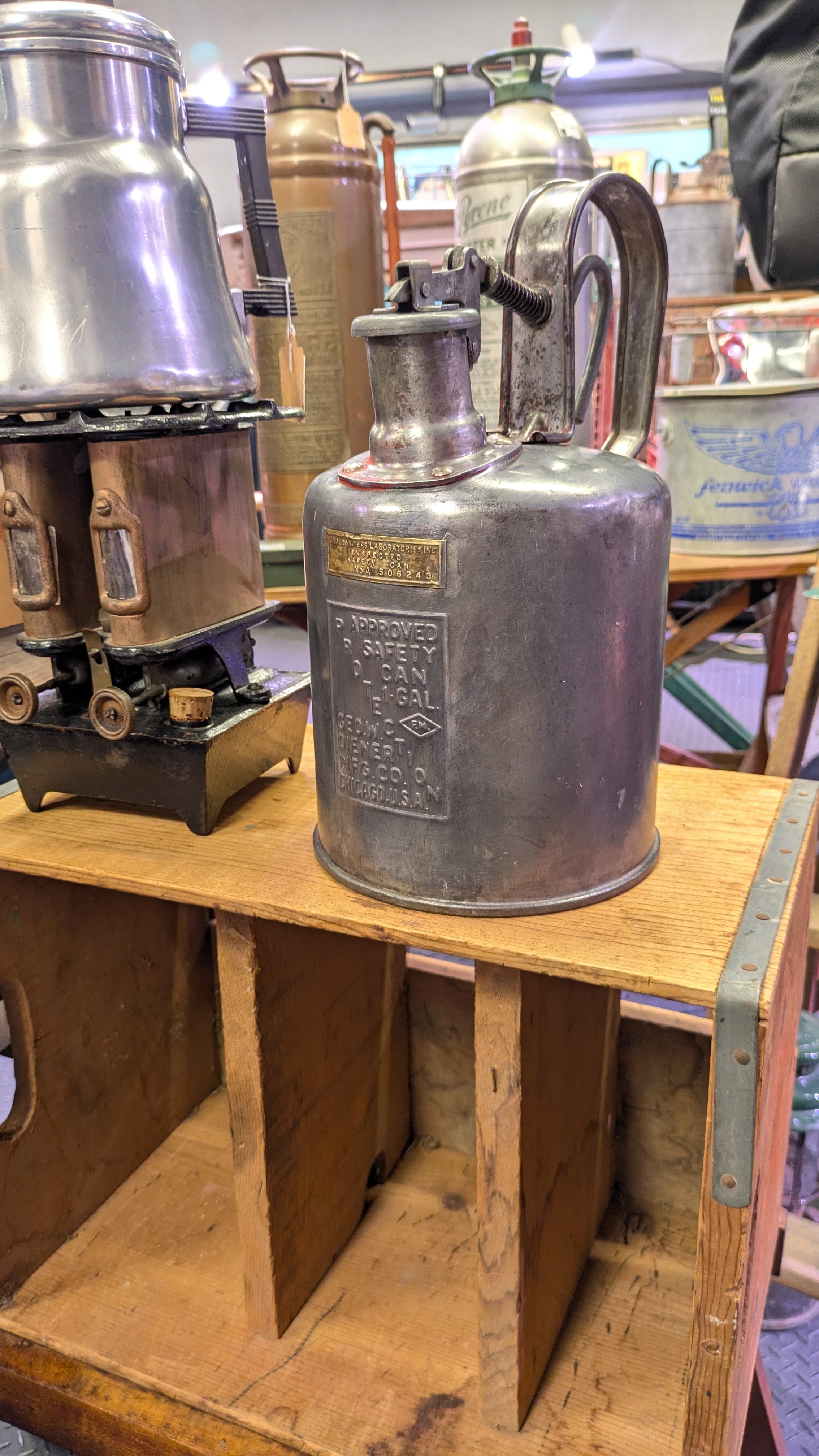Vintage oilcan ガソリン缶 | M2Fstorage