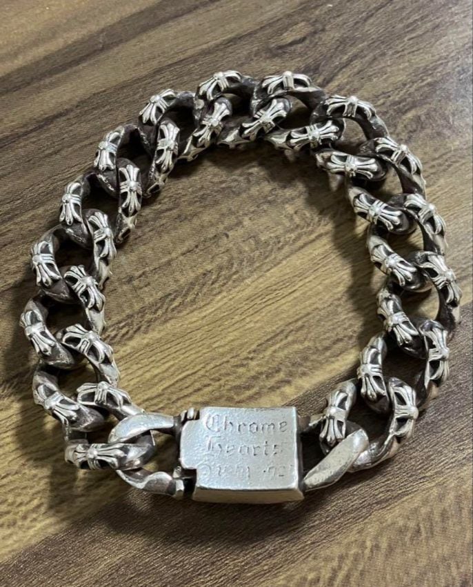 CHROME HEARTS クロムハーツ ラージBOX ID エクストラファンシー