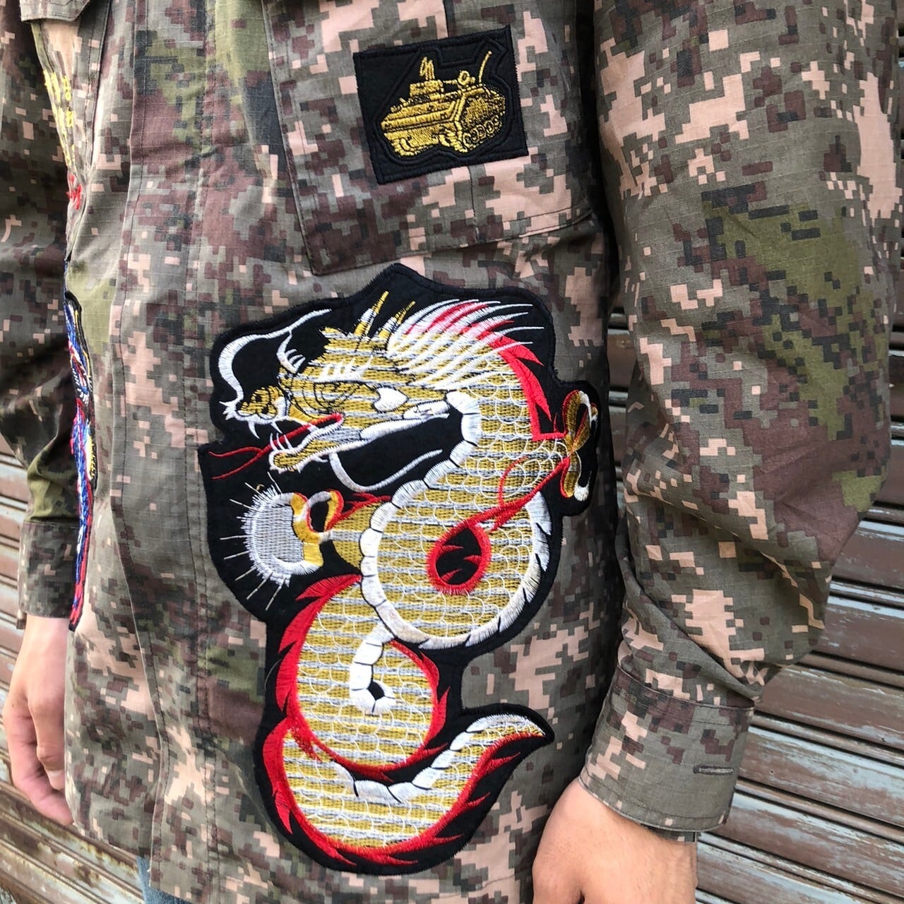 貴重なカスタム 韓国軍 実物 デジカモ 迷彩 フィールドジャケット