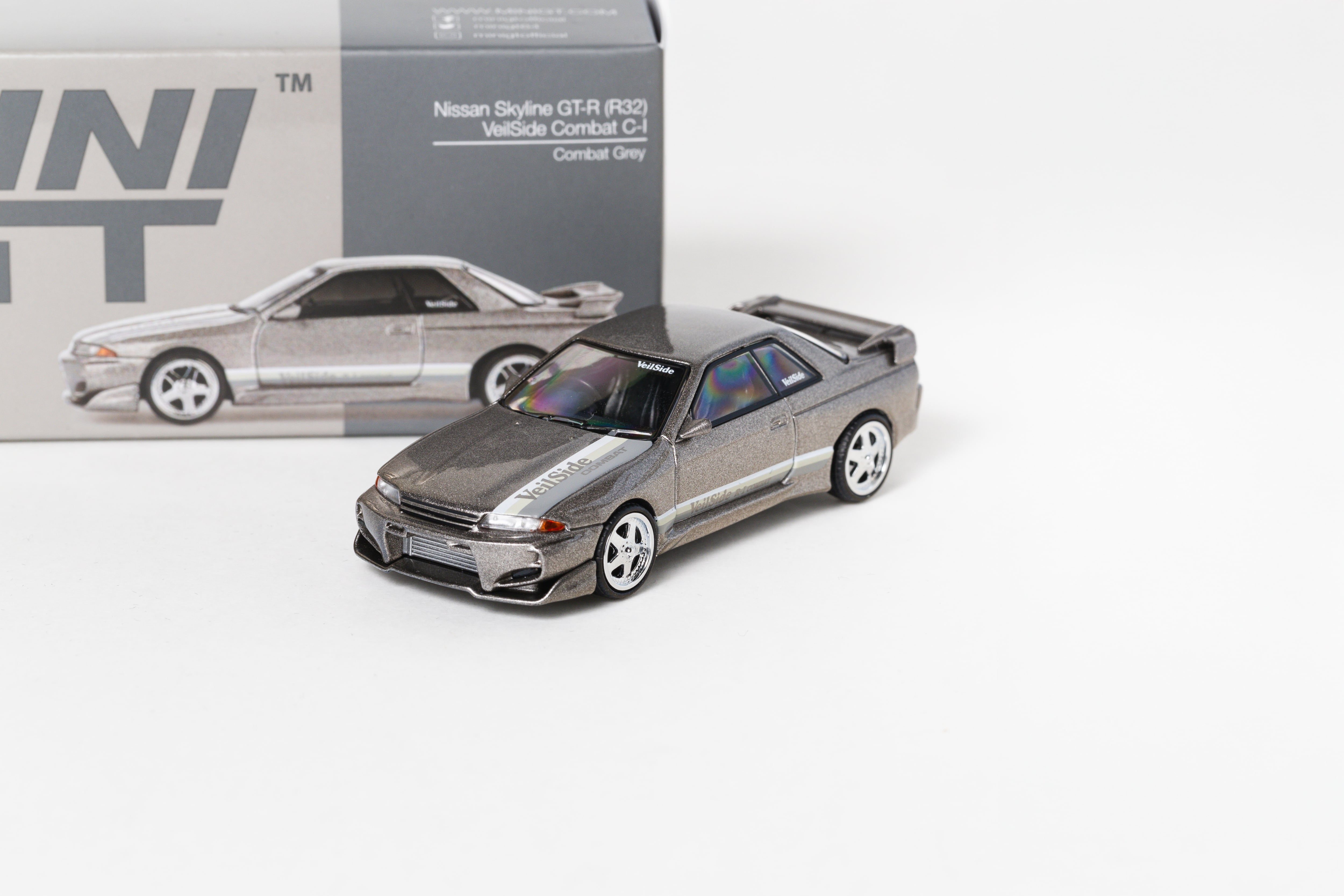 MINI GT 1/64 Nissan スカイライン GT-R R32 Veilside コンバット