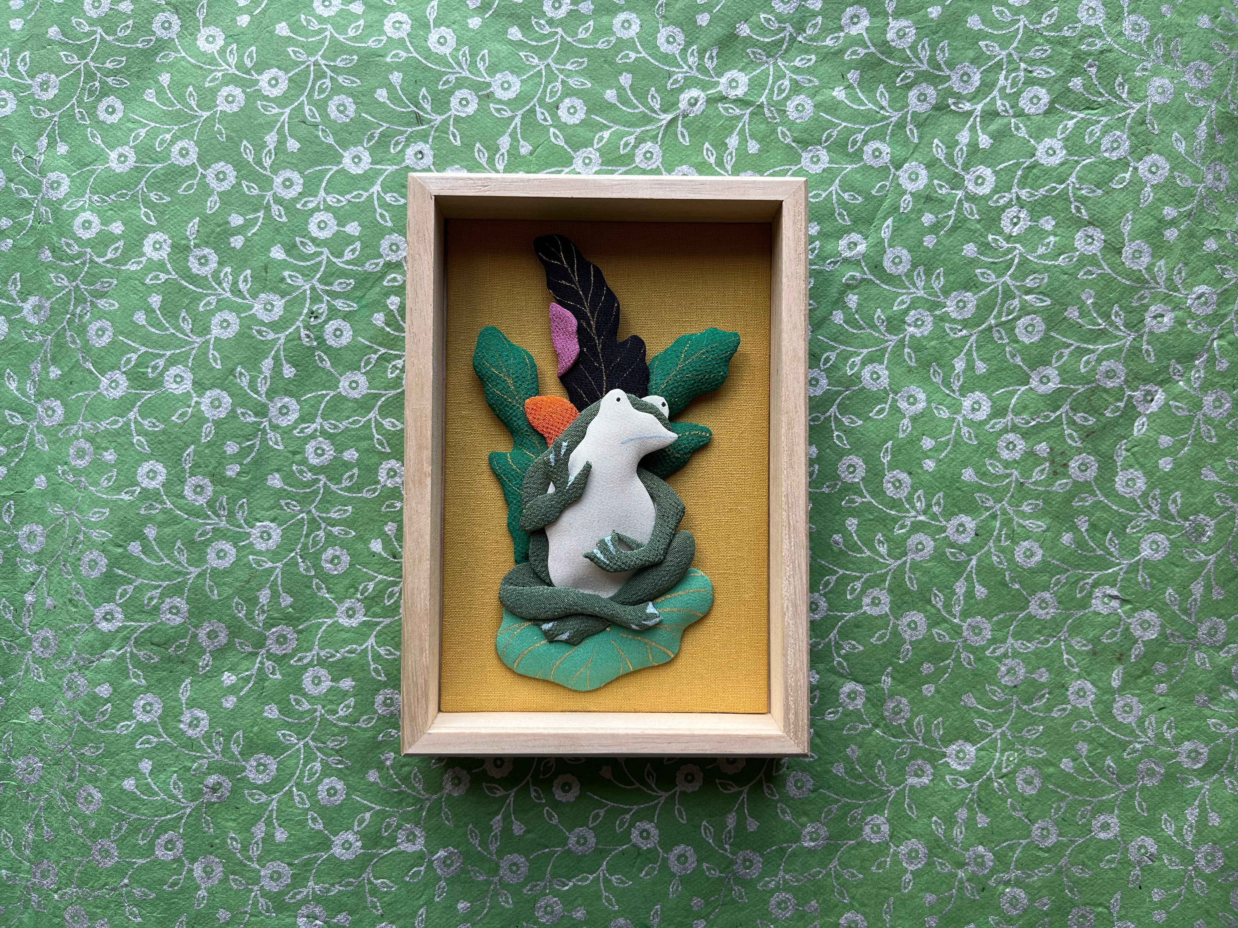 押絵のミニ額 蛙如来 | 平林押絵工房