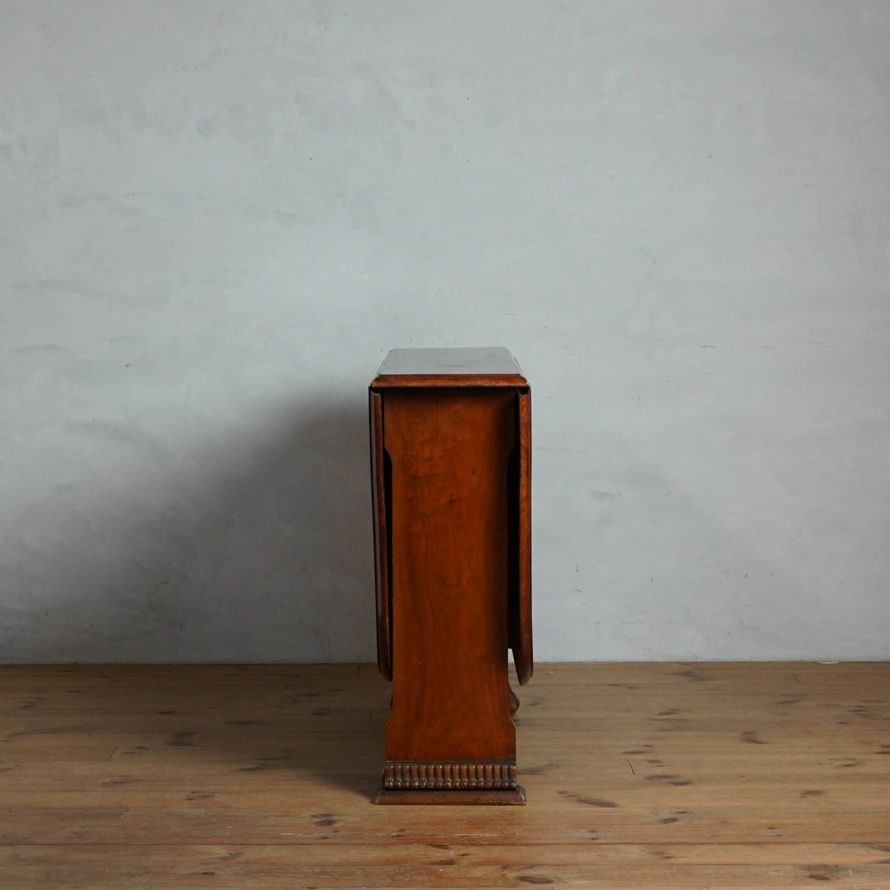 Gate Leg Table / ゲートレッグテーブル 〈ダイニングテーブル