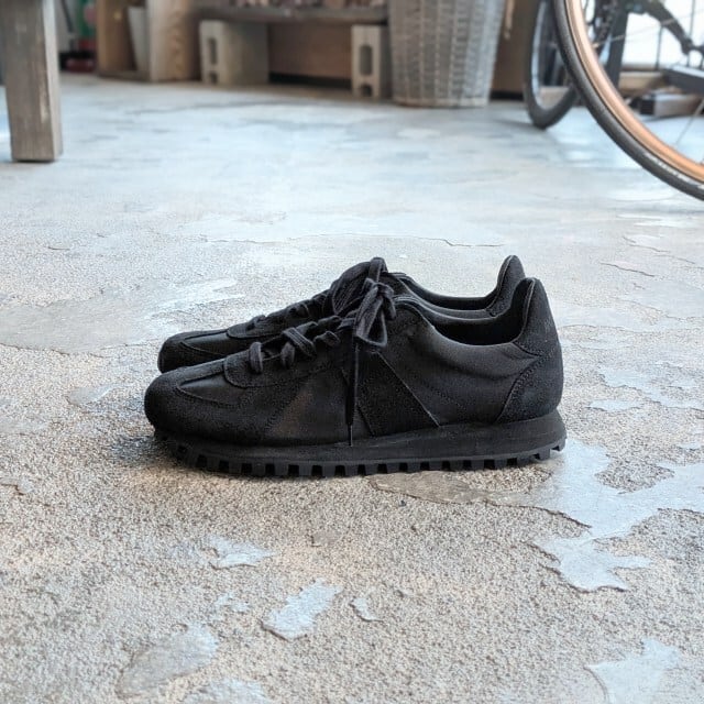 ラスト1点】NOVESTA ノベスタ GERMAN TRAINER TRAIL （BLACK） | C