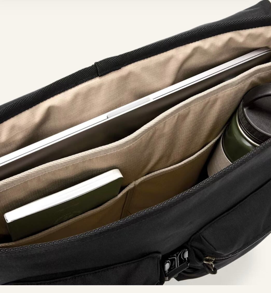FILSON ”SURVEYOR MESSENGER BAG” | IVY&NAVY ONLINE SHOP