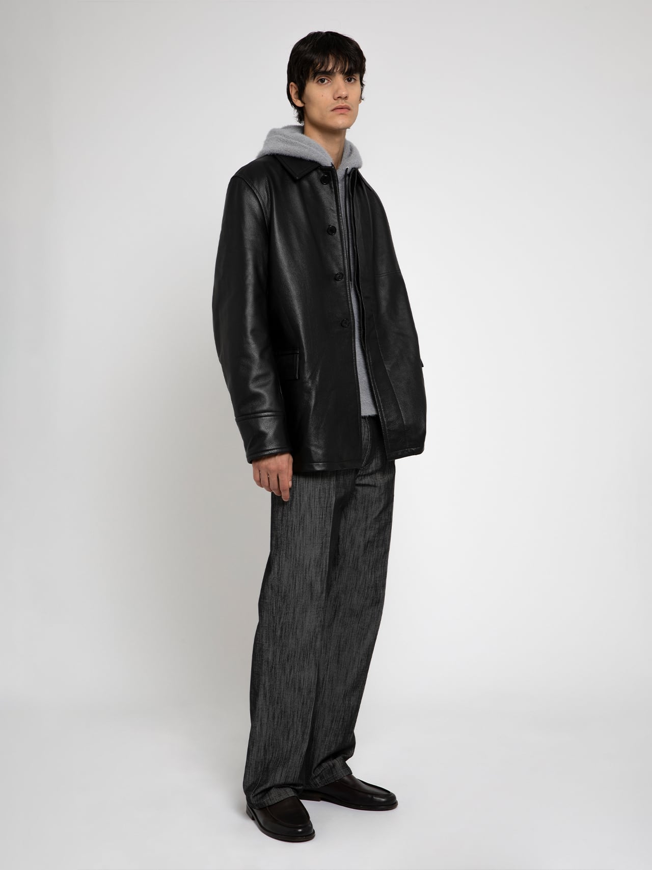 UNEEK BASEMNT - Discover independent style.