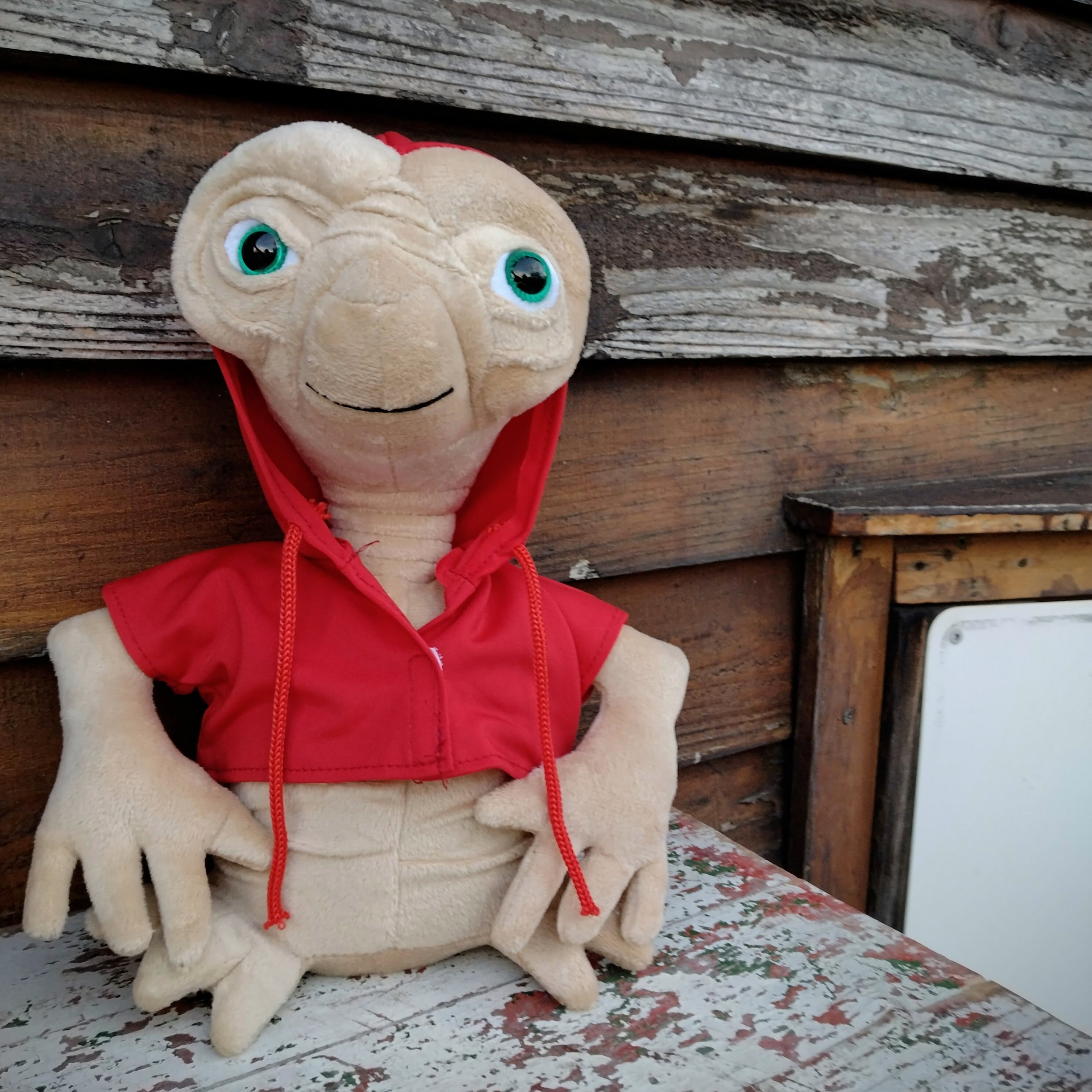 E.T. Red Hoodie Plush / 3300yen / E.T. ぬいぐるみ 赤パーカー 輸入
