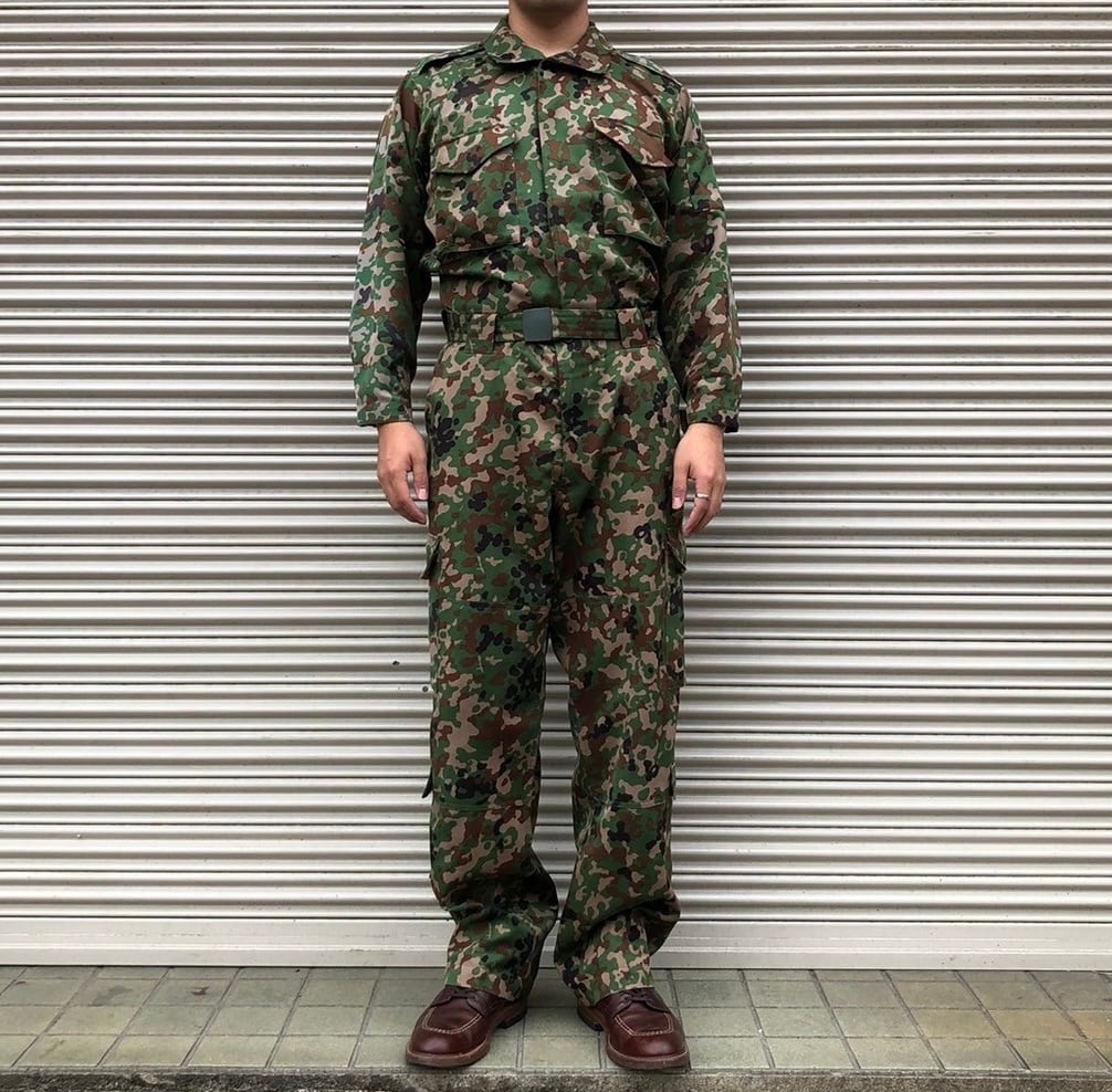 貴重 陸上自衛隊 陸自迷彩 カモフラ セットアップ キャップ ベルト 4点
