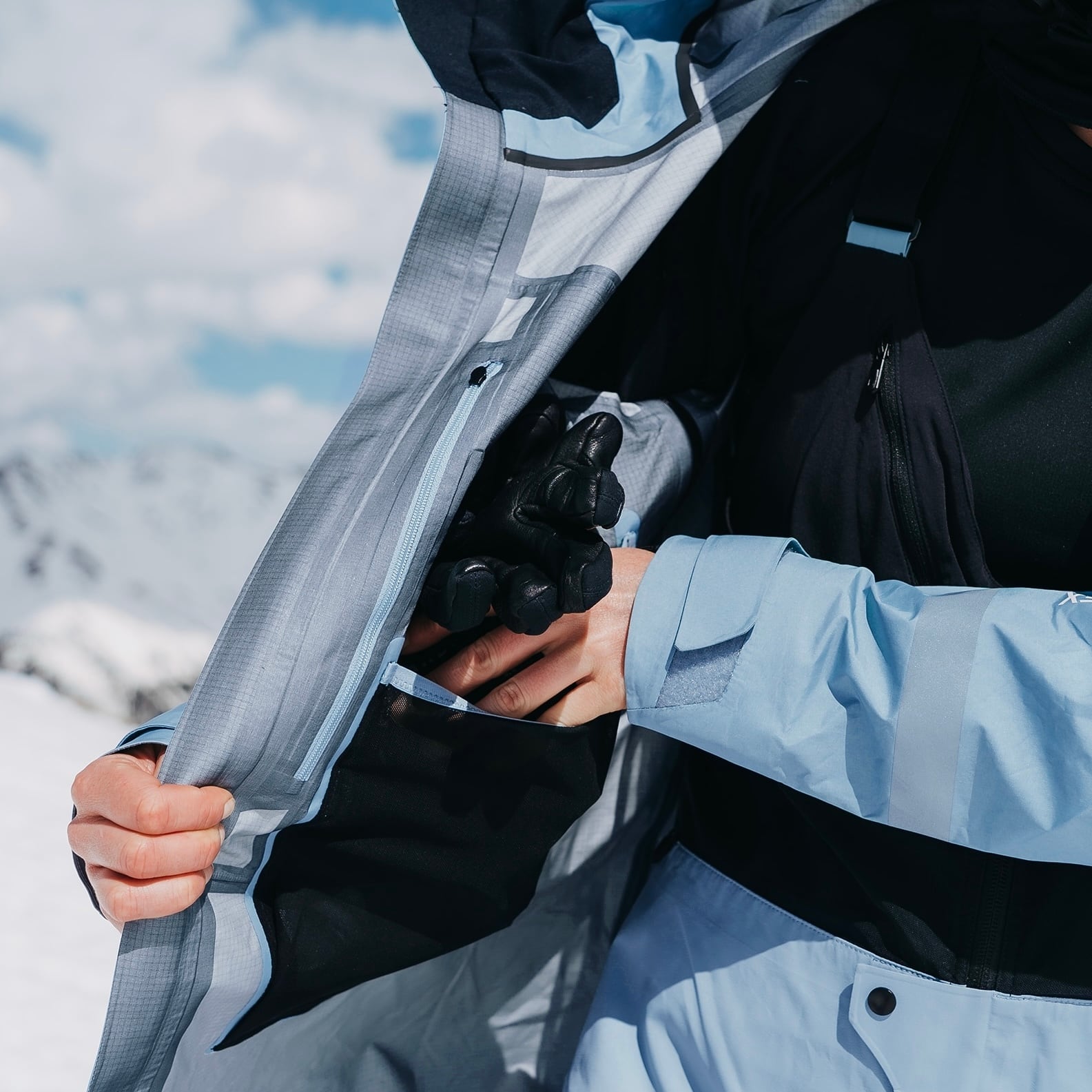 BURTON ［ak] コレクション『 Women's Burton ［ak] Tusk GORE-TEX Pro