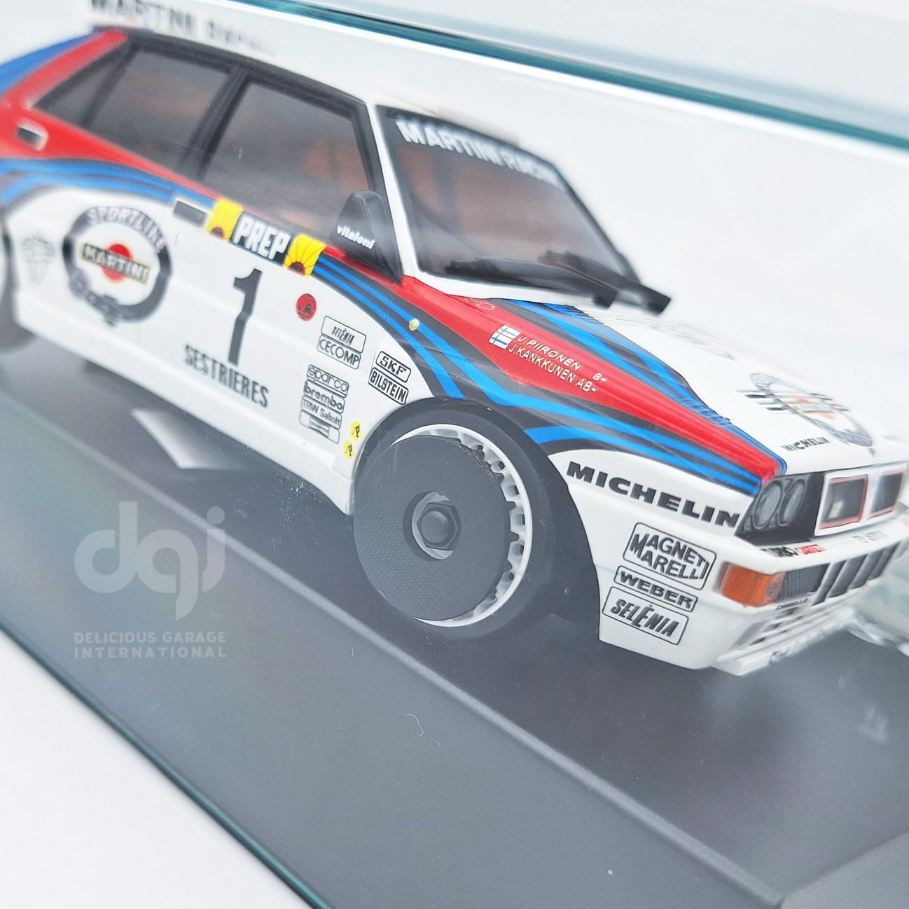 京商 MINI-Z ランチア デルタ HF インテグラーレ No.1 MZP402JK オート