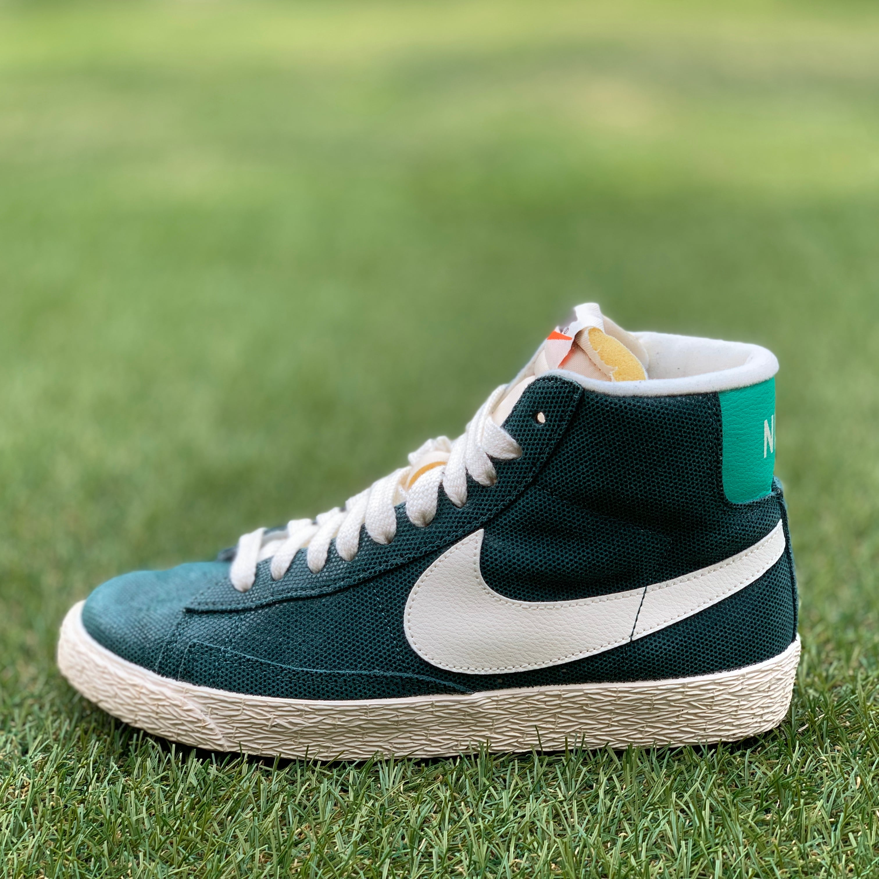 NIKE BLAZER MID SUEDE VNTG ナイキ ブレザーミッドスエード