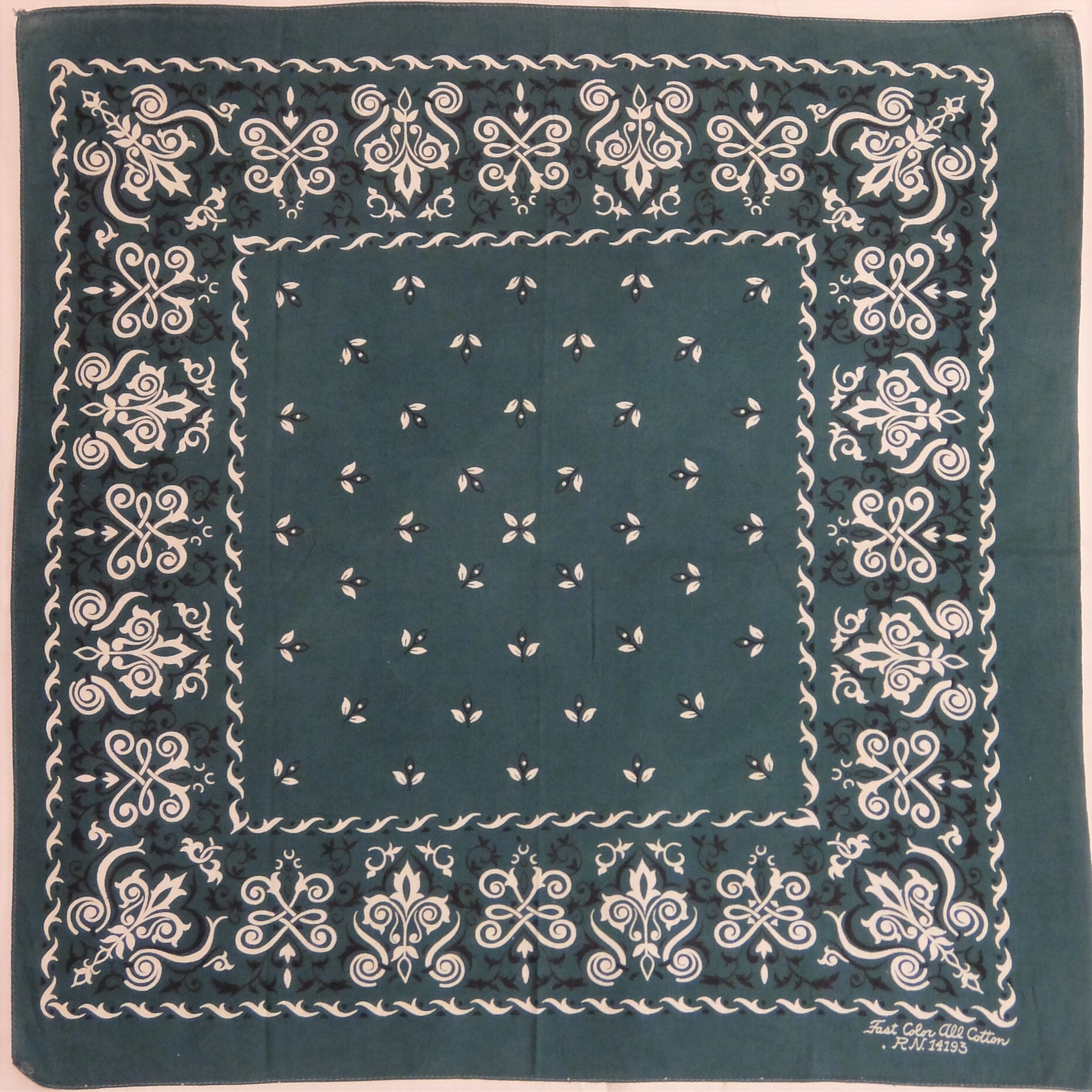 60s Vintage Bandana Cursive fast color／60年代 ヴィンテージ