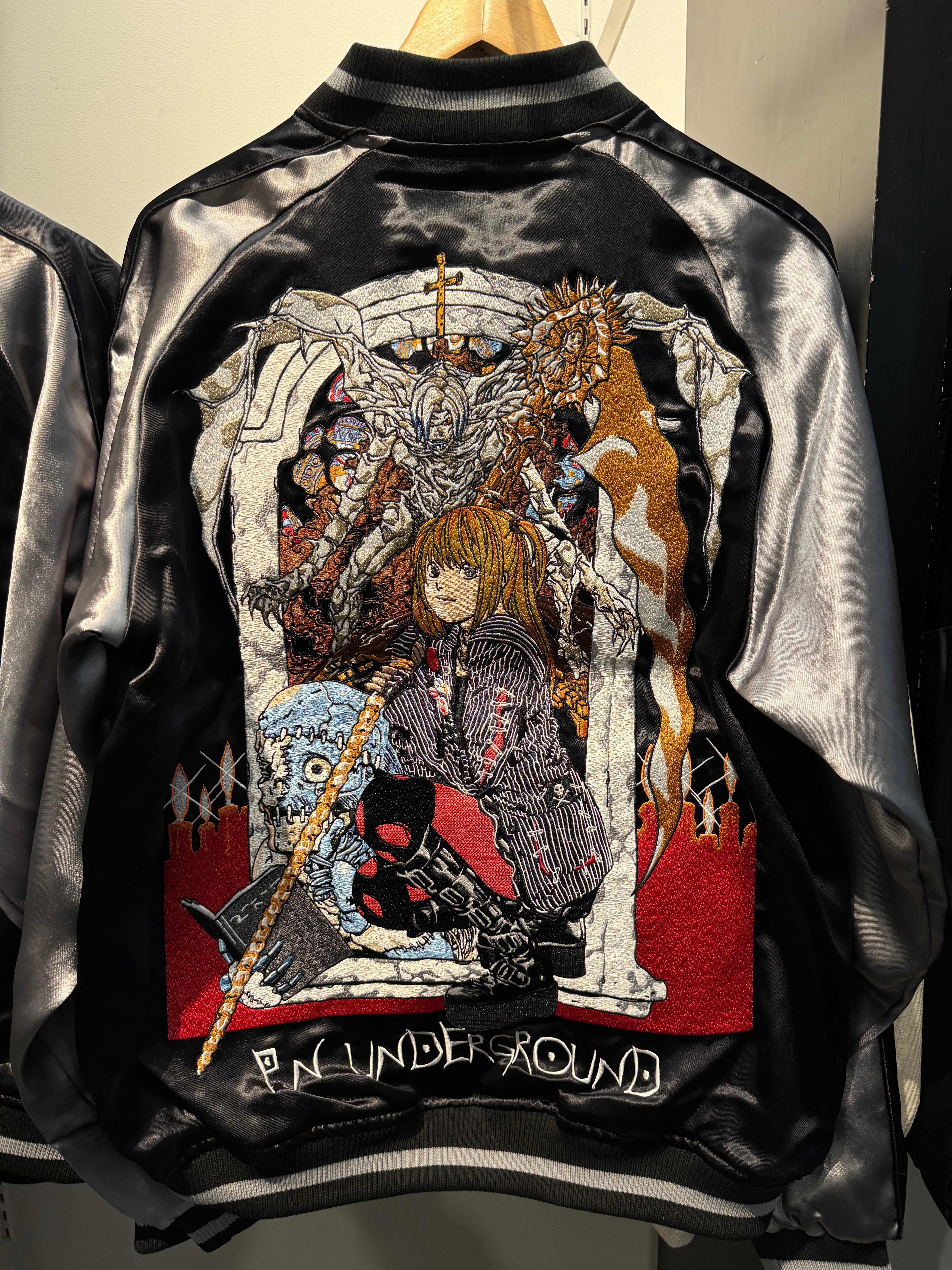 P.N.U×DEATHNOTE （デスノート）ミサスカジャン 744120 93BLACK×SILVER