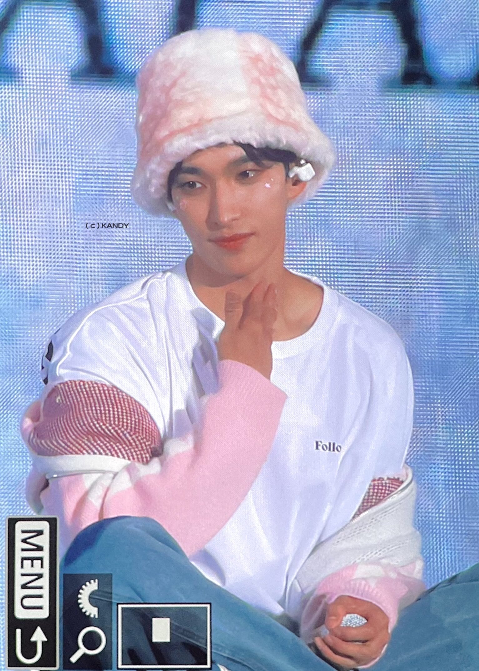 ☆SEVENTEEN ドギョム 着用！！【AWESOME NEEDS】FUR LAMPSHADE HAT