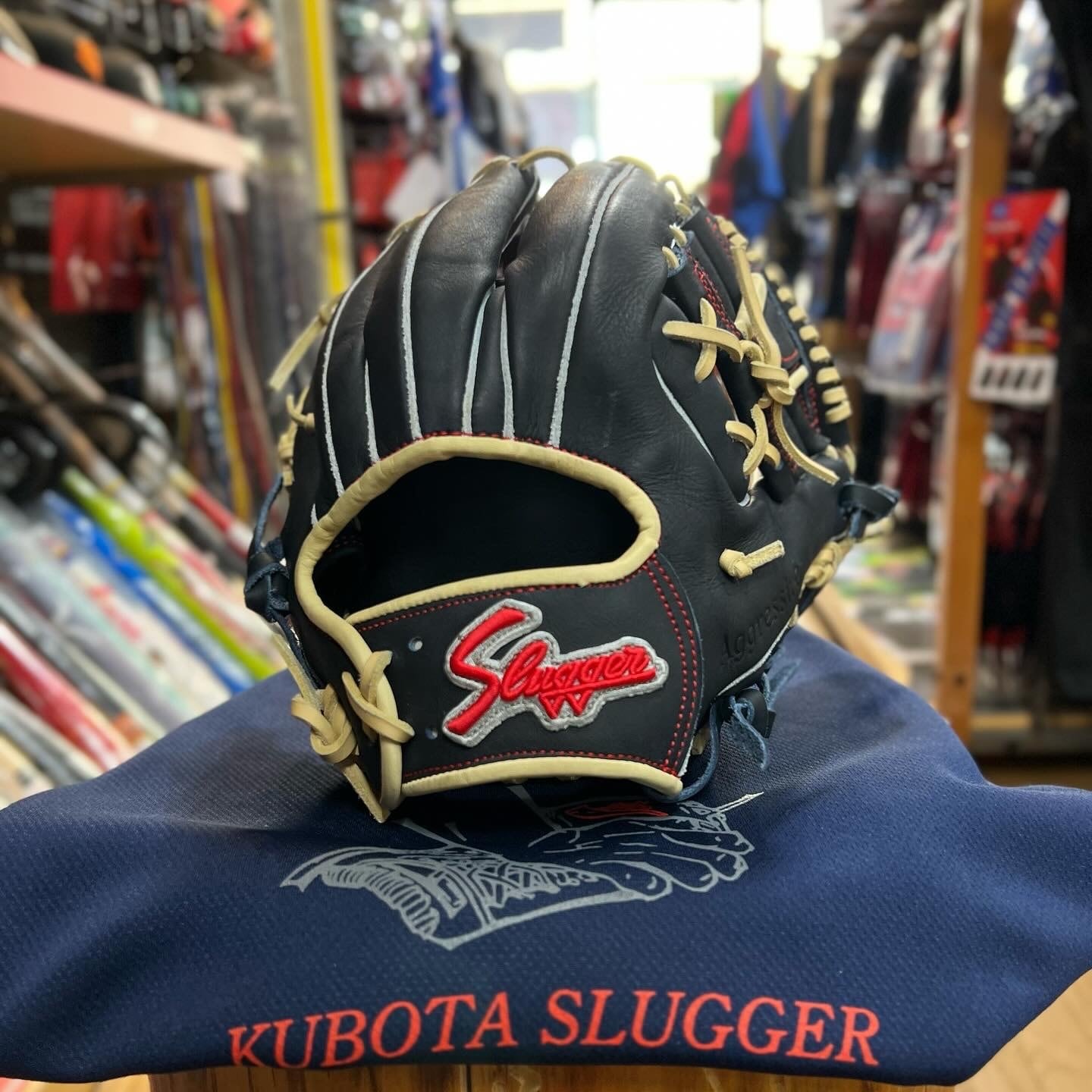 久保田スラッガー 限定軟式グラブ 内野手用 SR1 | 富士ベースボール