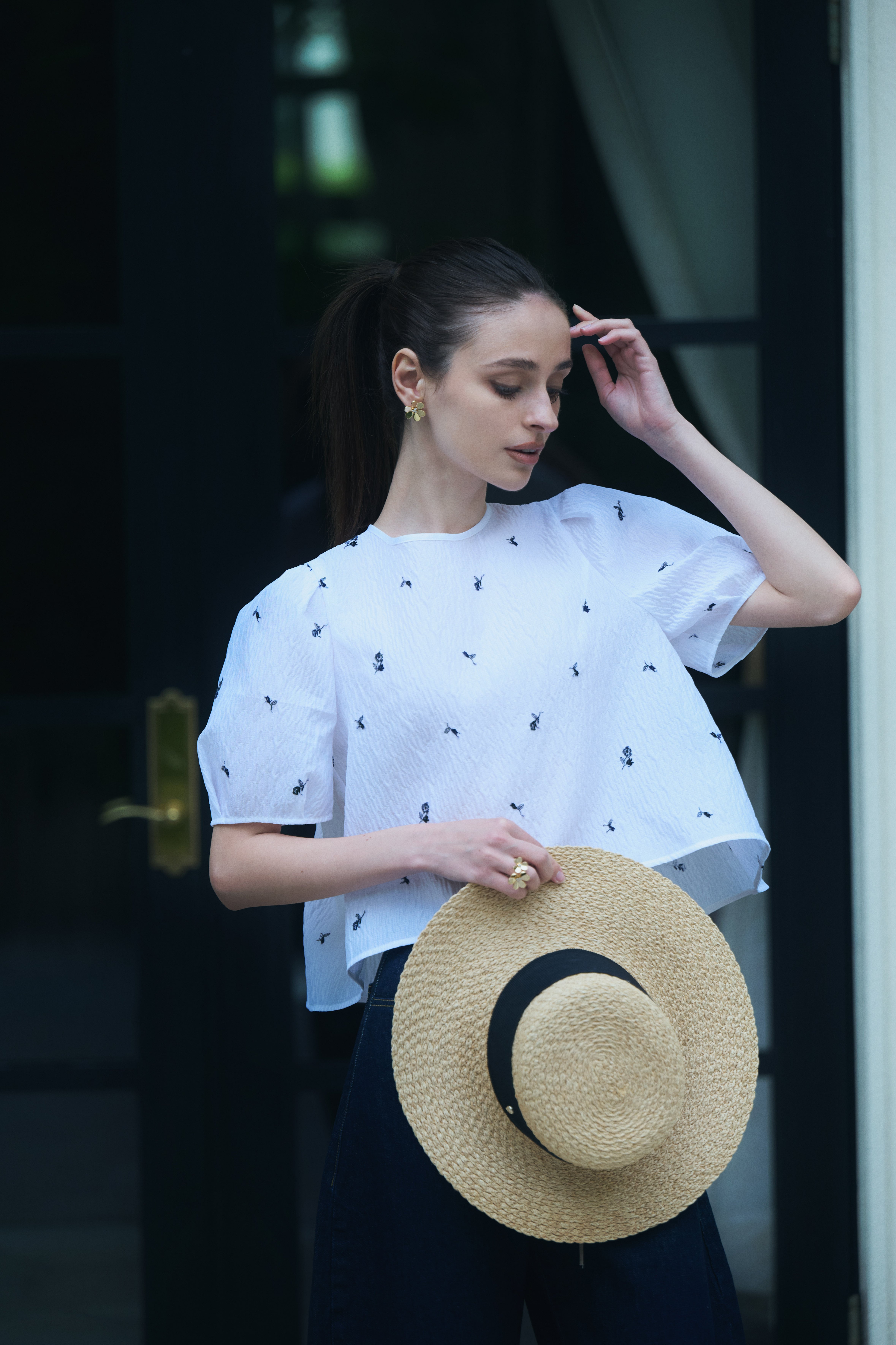 Embroidery jacquard blouse | Bluelea