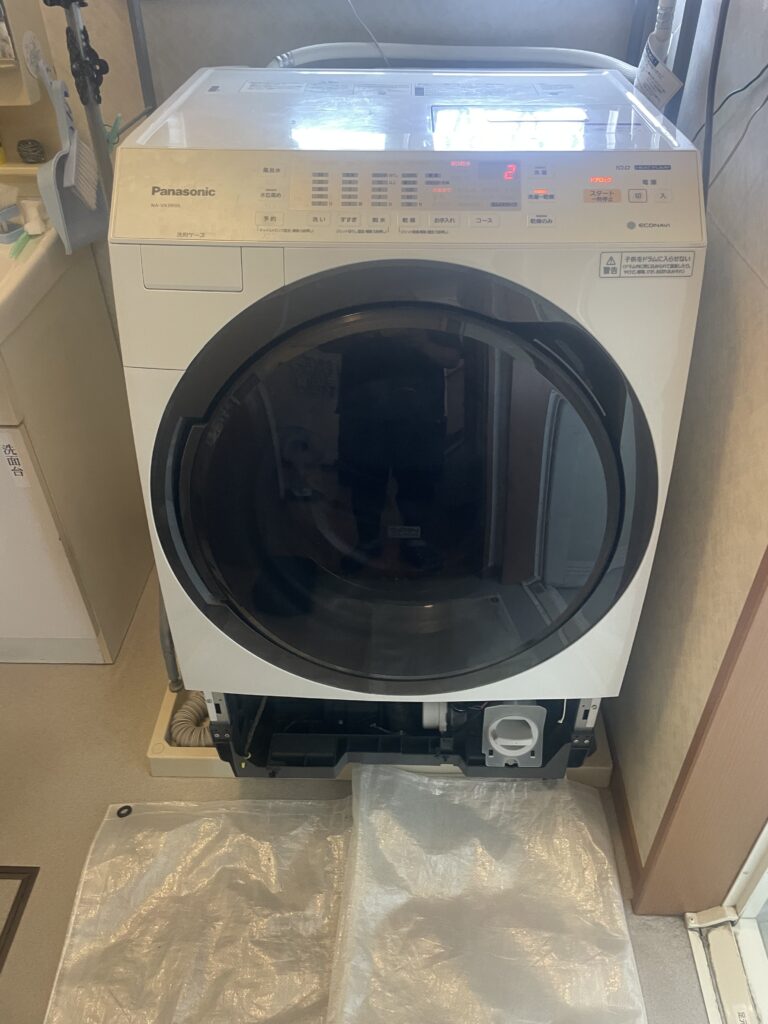 ドラム式洗濯機分解クリーニング/部品交換:Panasonic NA-VX3900L作業