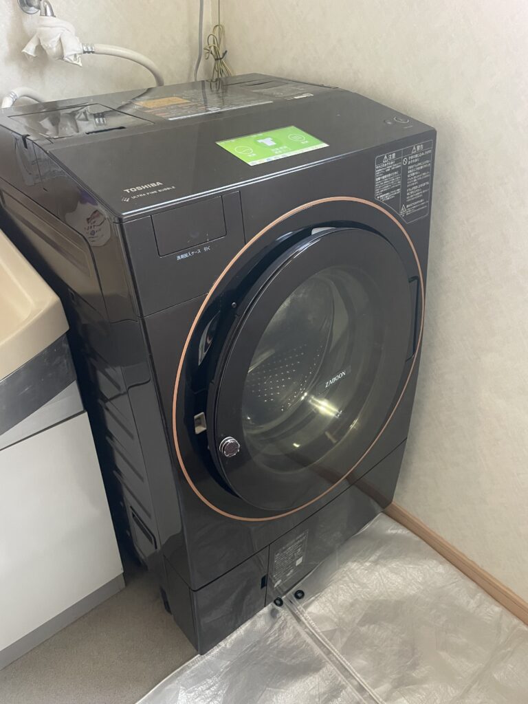 ドラム式洗濯機分解清掃:TOSHIBA TW-127X9分解クリーニング作業