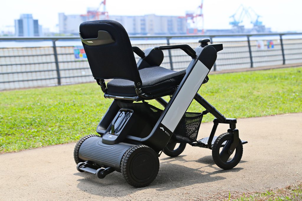 近距離モビリティWHILLの折り畳み可能なモデル「Model F」とは