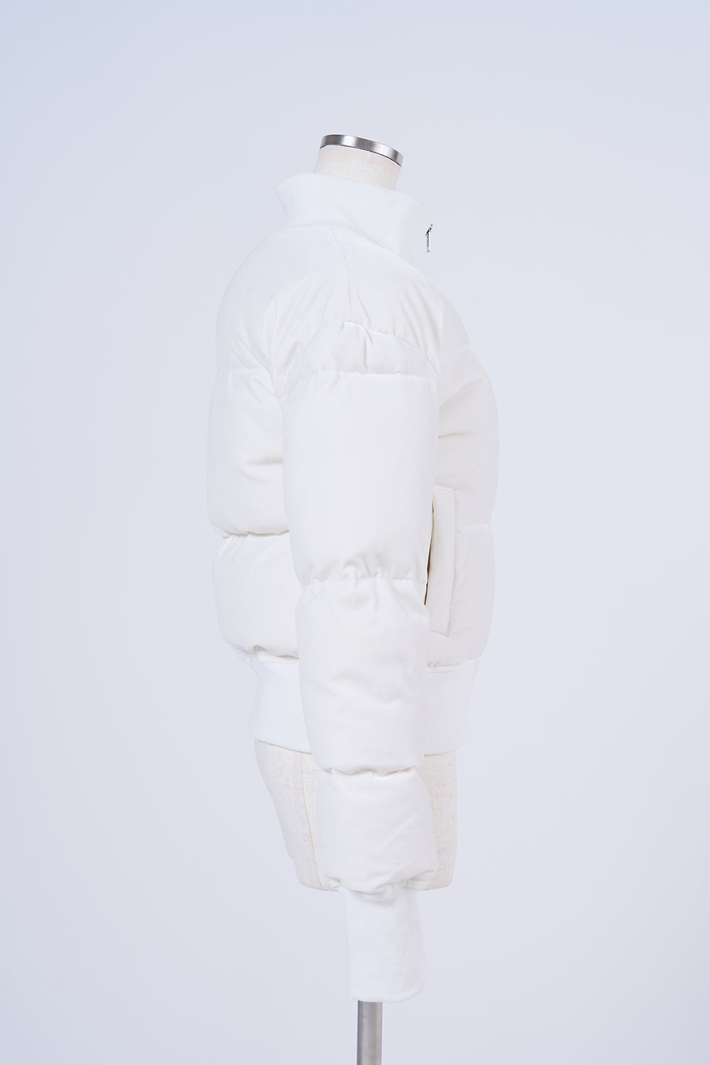 ベルベットダウンジャケット