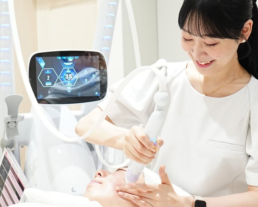 イベント前にボルニューマでたるみ治療を｜銀座・表参道にあるBIANCA