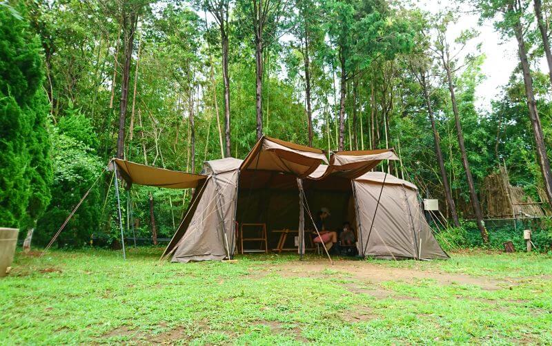 タラスブルバのトンネルテント「キャタピラー2ルームシェルター6P