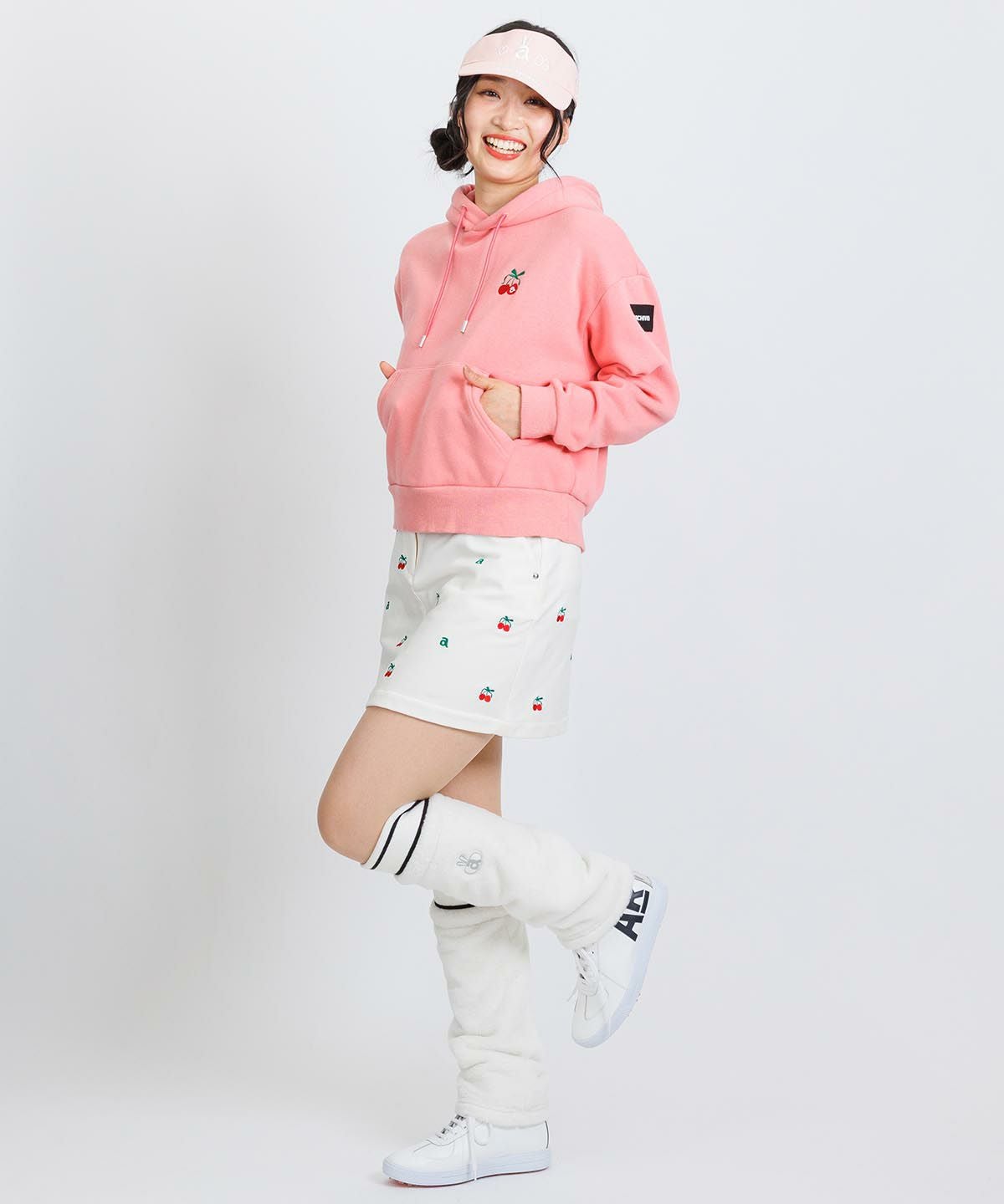 チェリー柄裏起毛パーカー|アルチビオ - ゴルフウェアや婦人服通販