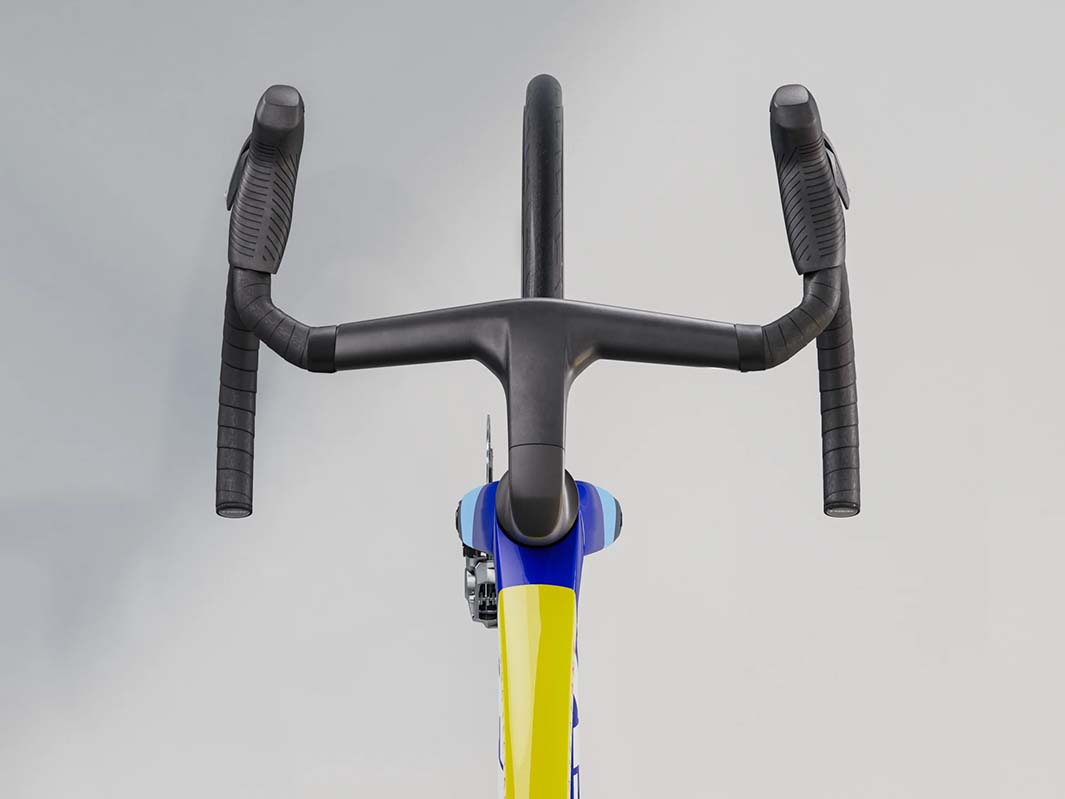 Trek Madone SLR 9 AXS Gen 8 2025年モデル