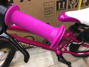 miさま専用 ヨツバサイクル 本体 ピンク 14インチ 子供自転車 miさま