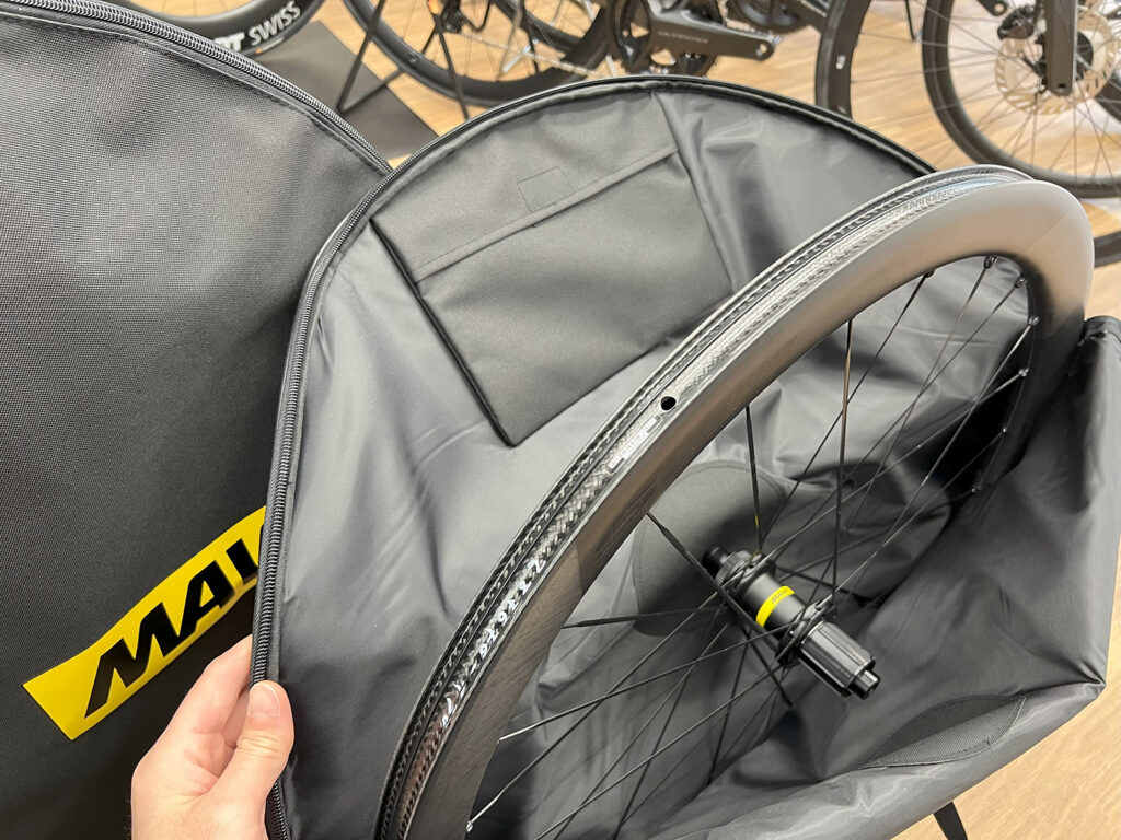 MAVIC ホイールの運搬・保護に便利なホイールバッグ – スポーツ