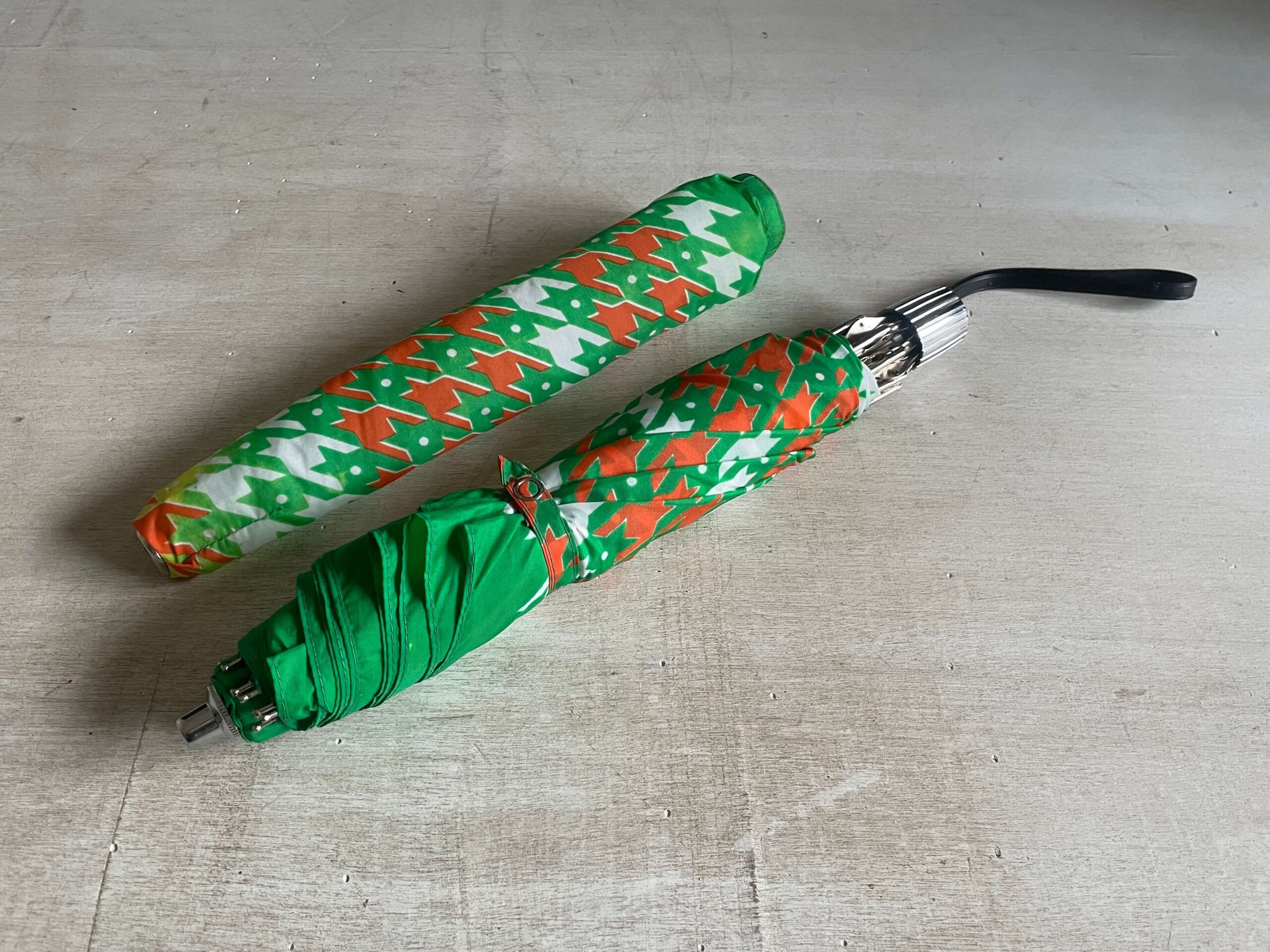 No.9313「折りたたみ傘：千鳥格子」 | ボルトナットマーケット