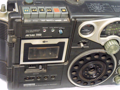 ◇憧れの1976年東芝ラジカセ「アクタスパラボラACTAS RT-2800」の修復