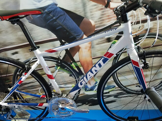 GIANT(ジャイアント) CROSTAR 2017年モデル - サイクルショップ金太郎