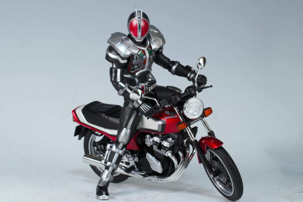 青島文化教材社(AOSHIMA) 1/12 完成品バイク Honda CBX400F キャンディ