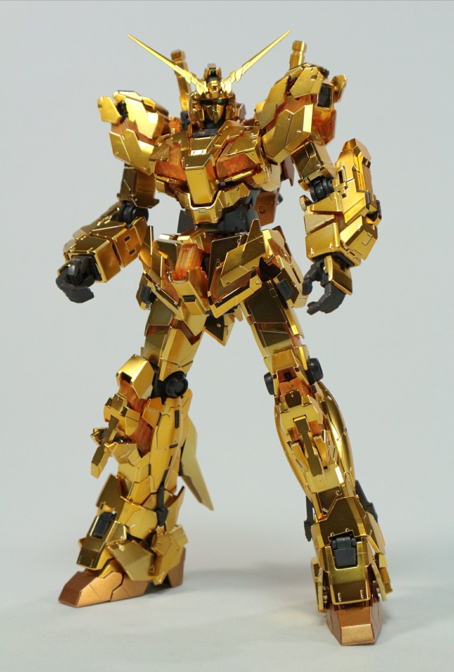 RG 1/144 ガンダムベース限定 ユニコーンガンダム[ゴールド
