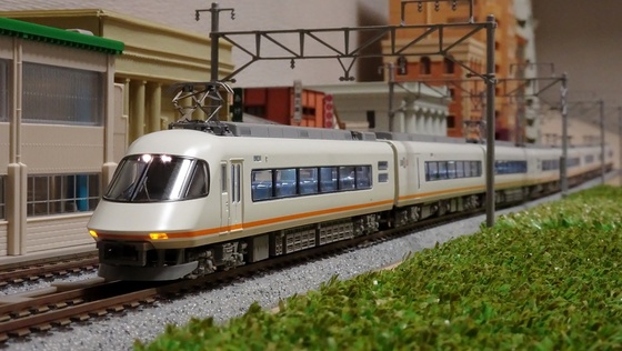 近鉄21000系アーバンライナーplusに室内灯 - ビスタ模型鉄道