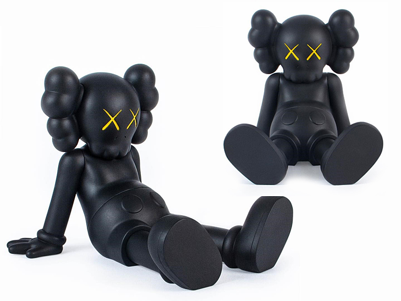 1月19日発売 カウズホリデー台北限定フィギュア KAWS:HOLIDAY in the