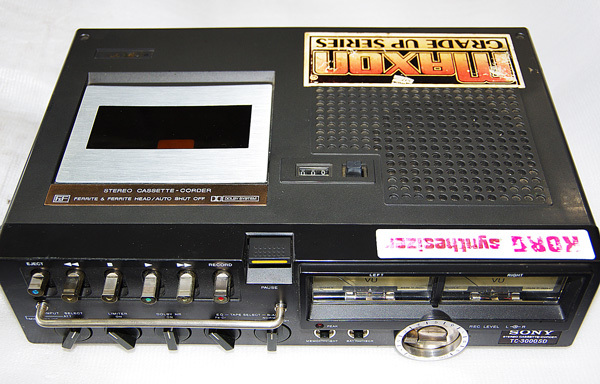 ◇1960年代SONYポータブルステレオカセットレコーダー