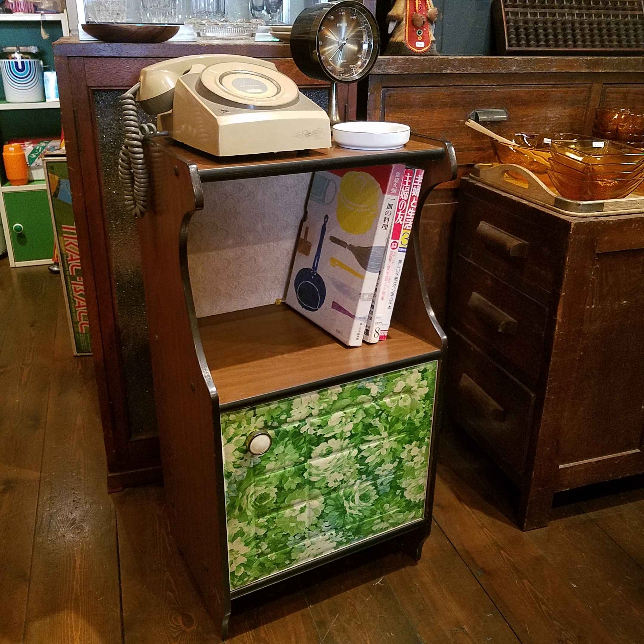 昭和レトロな花柄の電話台 - [Sold Out]過去の販売商品