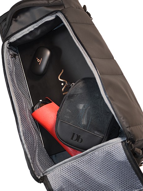 TOUGH&SMARTな北欧のアーバンリュック！Douchebagの「The Hugger 20L