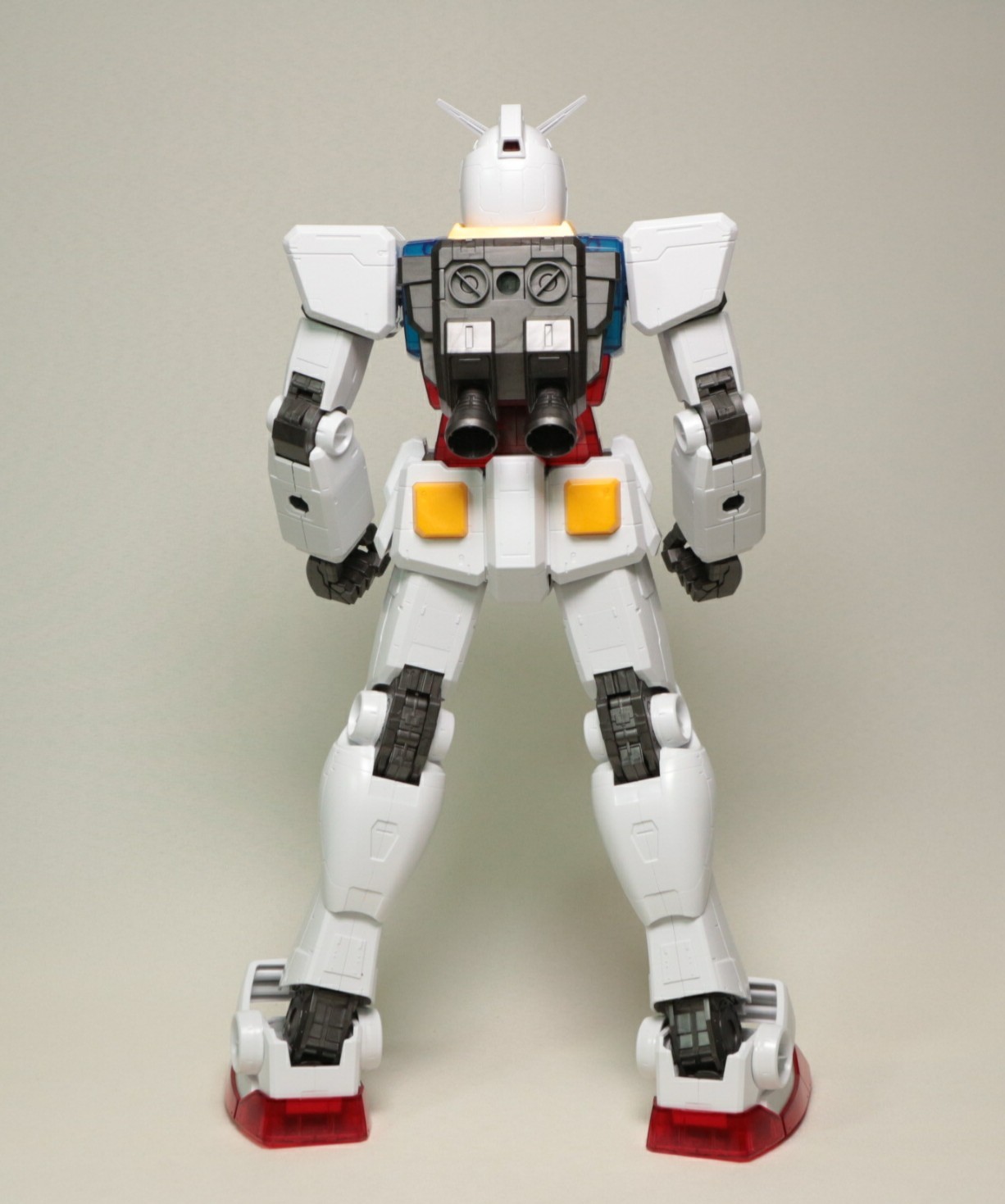 A賞 メガサイズモデル 1/48 RX-78-2 ガンダム ソリッドクリア