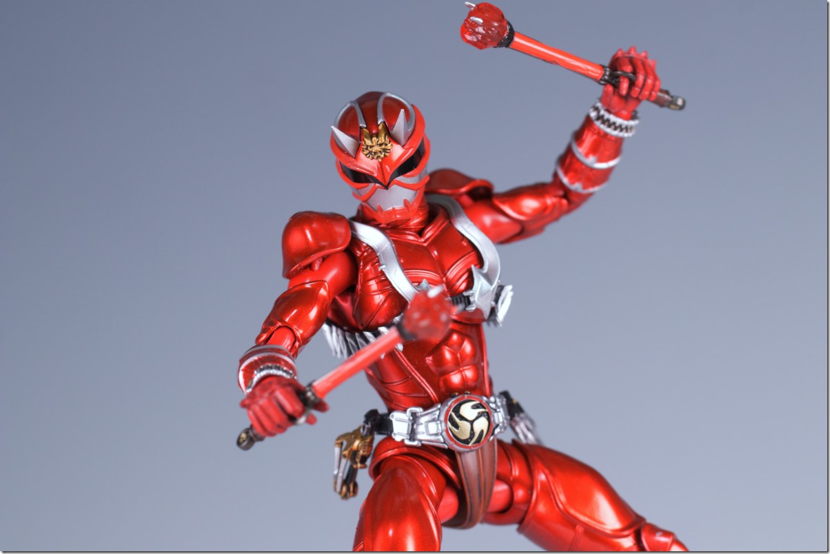 S.H.Figuarts 真骨彫製法 仮面ライダー響鬼・紅 ミニミニレビュー