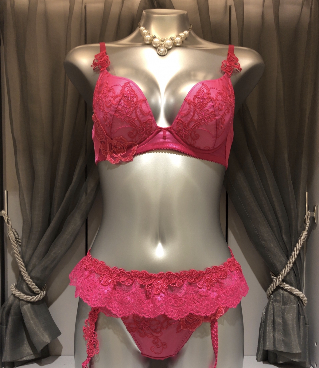 サルート 95グループ 追加カラーのご紹介☆ | Salute by WACOAL/AMPHI