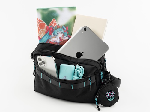 8月30日（金）に初音ミクデザインのショルダーバッグ2種が発売決定