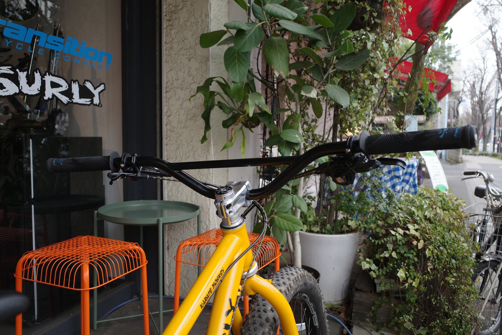 matthewcycle : SURLY KARATEMONKEY x SUNRISE HANDLEBAR