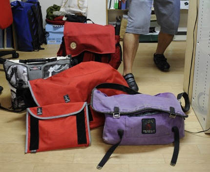 DE MARTINI* 3602 messenger bag (canvas black) - BLUE LUG ONLINE STORE