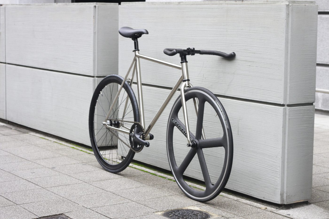 初めてのピストバイク！”CARTEL BIKES