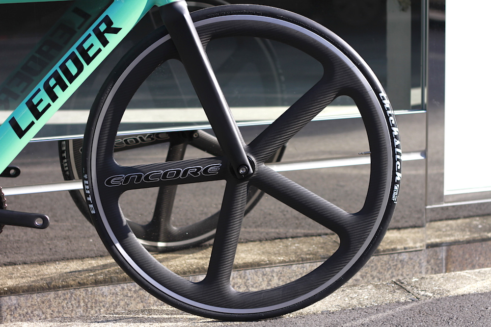 お手頃バトンホイールカスタム。ENCORE WHEEL | ブローチャーズ