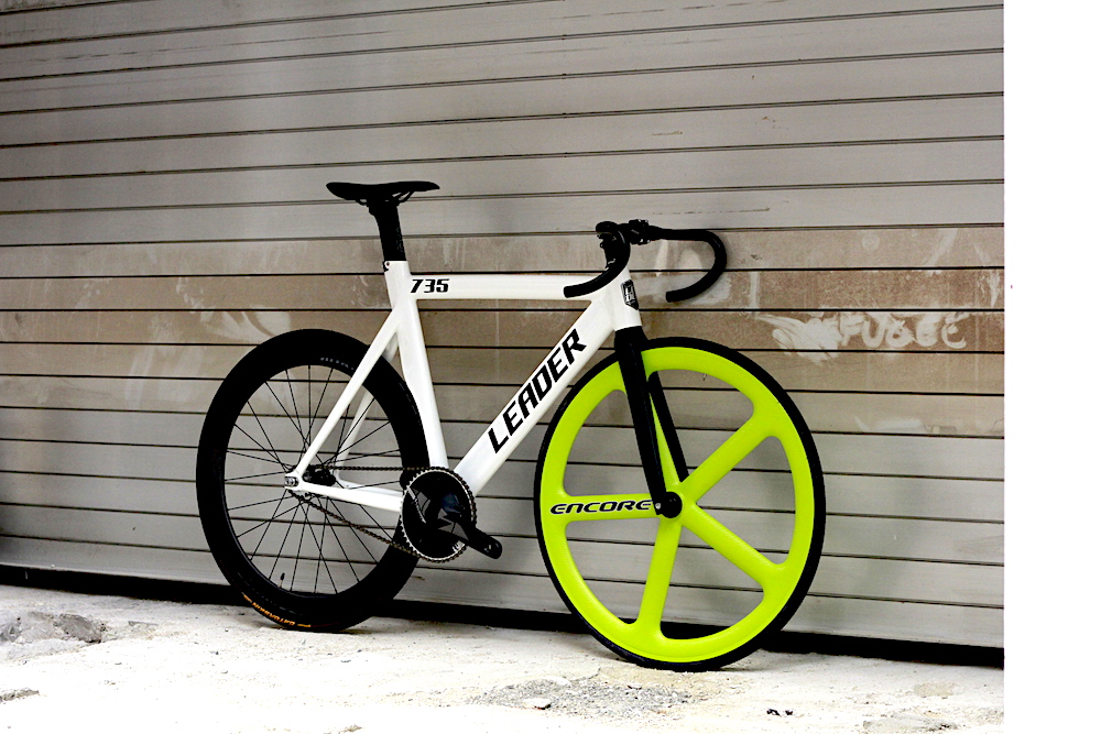 LEADER BIKES 735TR ”ライムグリーン”CUSTOM！ | ブローチャーズ