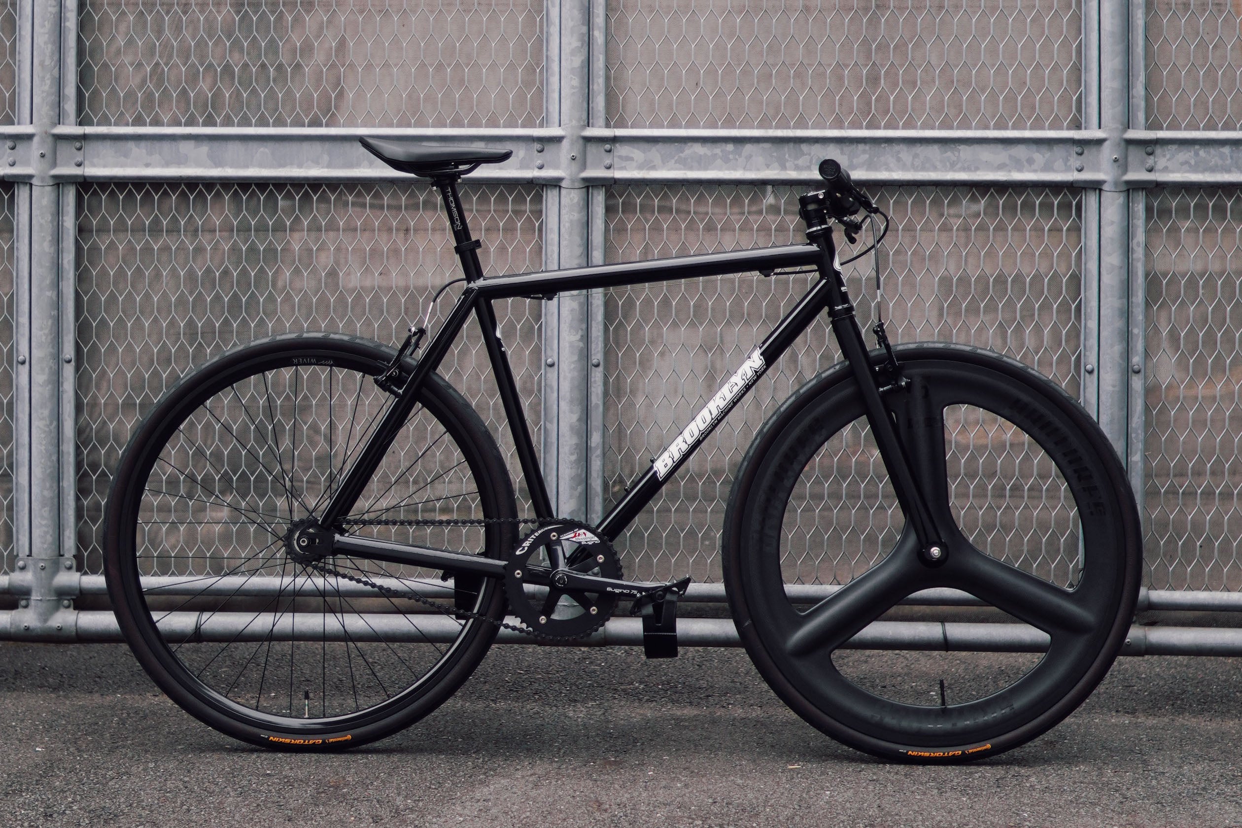 BROOKLYN MACHINE WORKS GANGSTA V4 Complete Bike