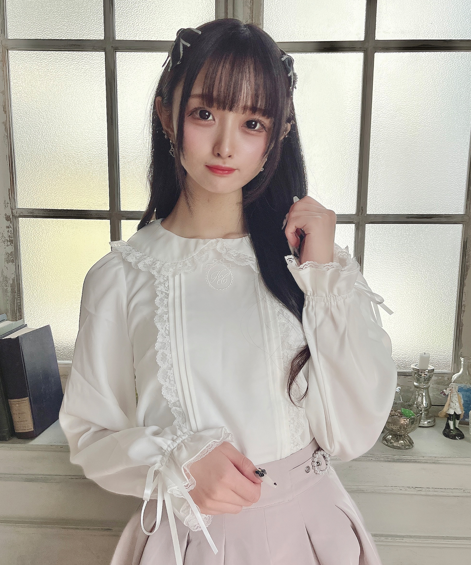 EMB丸衿フリルトップス – BUNNY APARTMENT